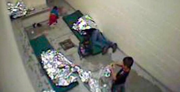 PHOTO Migrants Sleeping On Hard Floor With No Blankets In Tucson Migrant Holding Centers