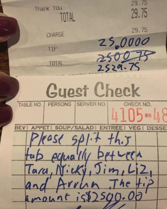 PHOTO Customers Of Ohio Restaurant Closing Over Corona Virus Left 2500 Tip On 29.75 Bill