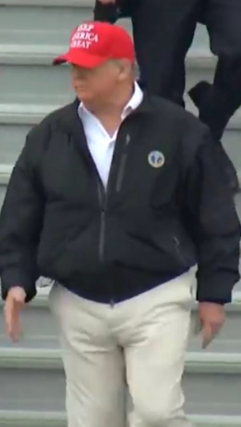 PHOTO Donald Trump Wearing A Diaper