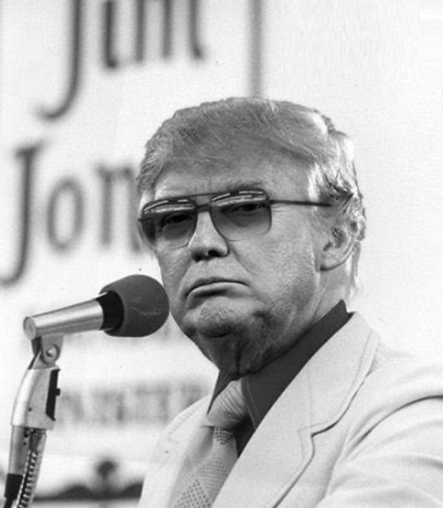 PHOTO Donald Trump Wearing John Lennon Sunglasses