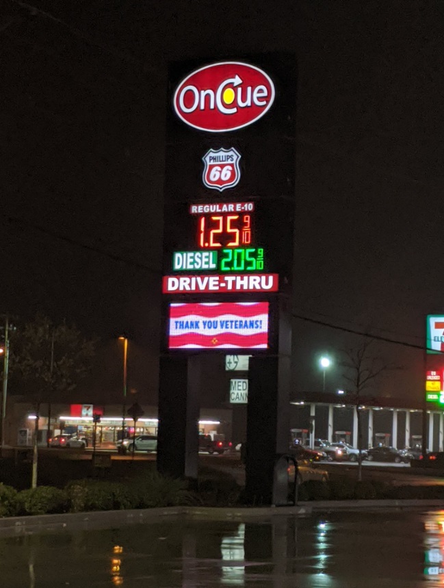 PHOTO Gas Is $1.25 A Gallon In Oklahoma City