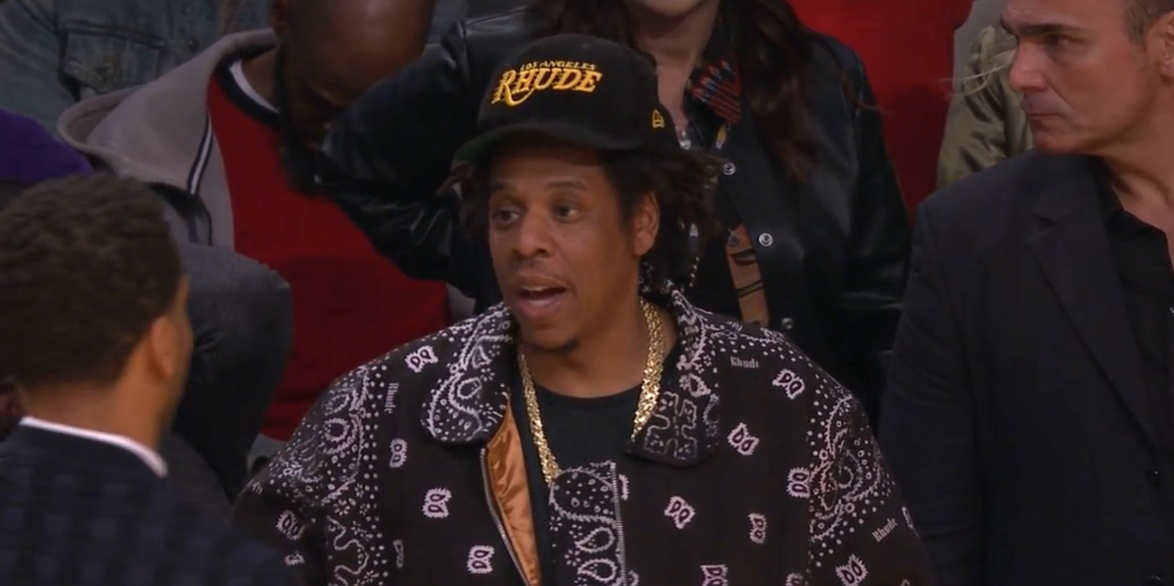 PHOTO Jay Z Looks Like Convicted Criminal With Los Angeles Rhude Hat And 1 Million Dollar Golden Chain