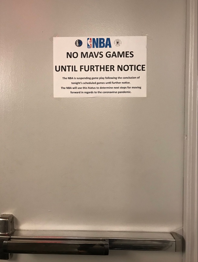 PHOTO Mavericks Employee Exit Door Puts Sign Up Saying Games Have Been Cancelled Until Further Notice