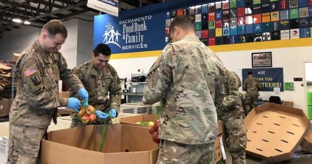 PHOTO National Guard Gathering Food At Sacramento Food Bank For The Most Vulnerable During Corona Virus Pandemic