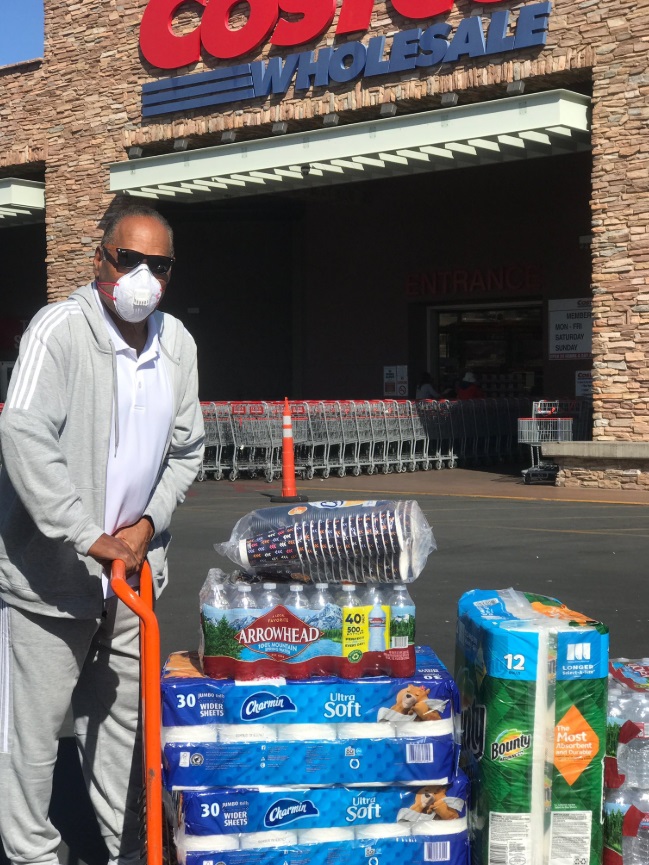 PHOTO OJ Simpson Goes To Costco With Mask On To Buy Toilet Paper And Water Concerned About Corona Virus