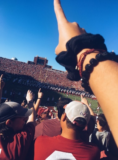 PHOTO CeeDee Lamb's Girlfriend At OU Sooners Football Game