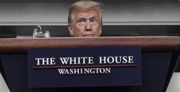 PHOTO Donald Trump's Head Barely Above The Podium