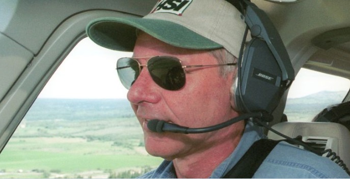 PHOTO Harrison Ford Having Trouble Seeing The Runway At Airport