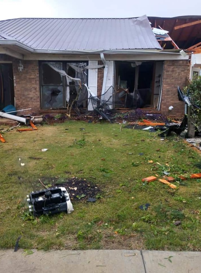 PHOTO Homes Destroyed Beyond Recognition In Eufaula Alabma From Tornado