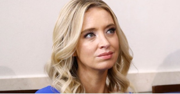 PHOTO Kayleigh McEnany Looking At Donald Trump Like He's God