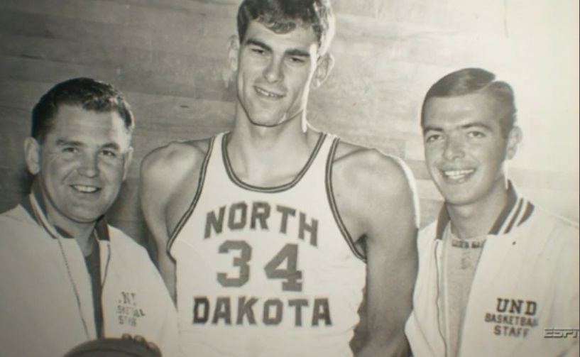 PHOTO Phil Jackson In North Dakota Jersey In The Last Dance