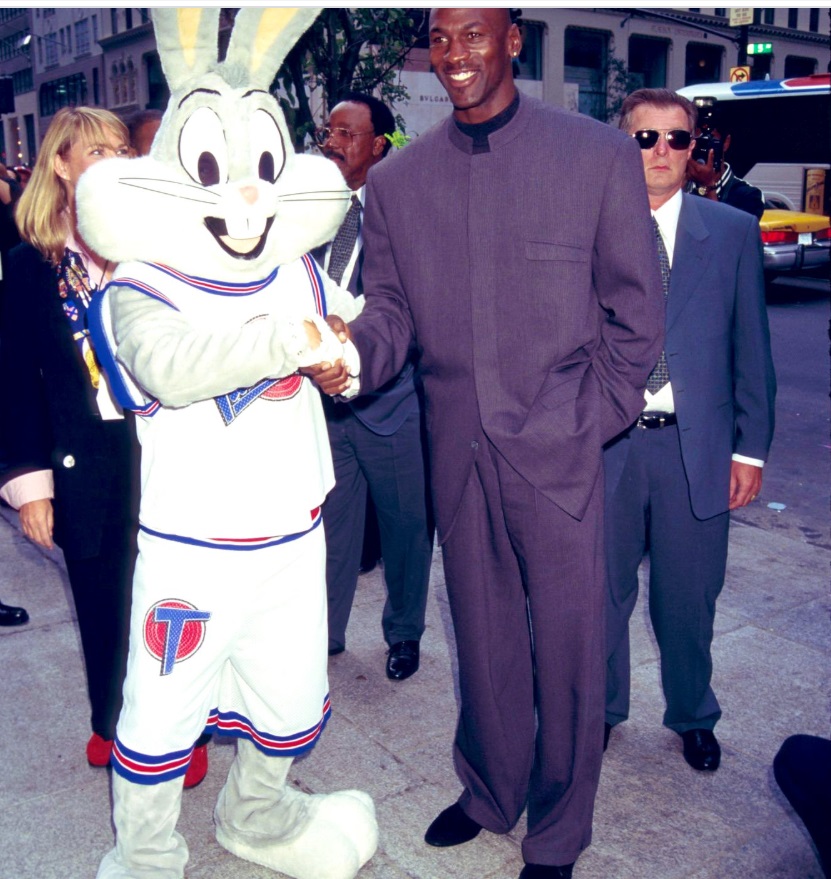 PHOTO Michael Jordan Wearing Bootcut Suit