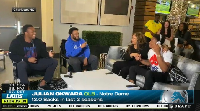 PHOTO NFL Pick Julian Okwara Advertising His Commes Des Garcons T-shirt While Shown On TV During Draft