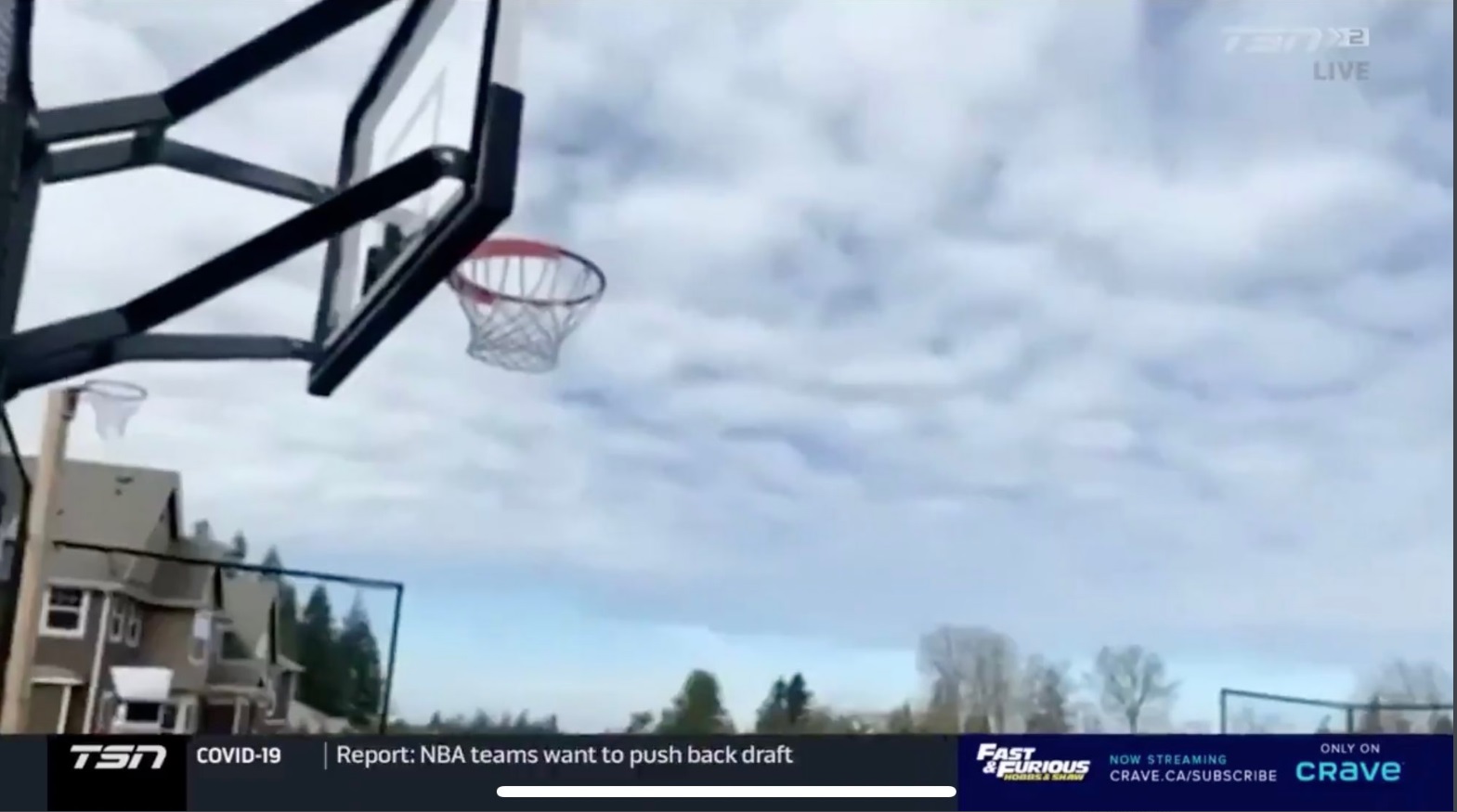PHOTO Zach LaVine Has A 15 Foot Basketball Hoop Without A Backboard