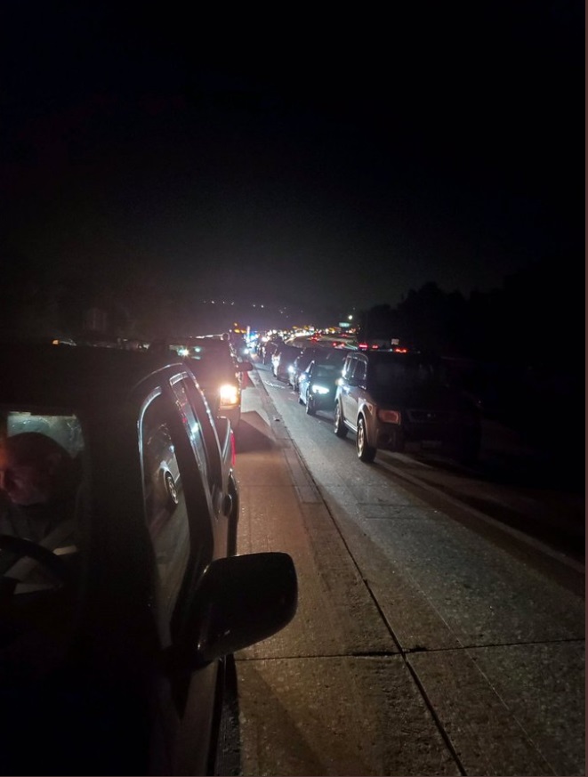 PHOTO 101 Freeway Northbound In LA Backed Up For 5 Miles Due To Police Chase Standoff