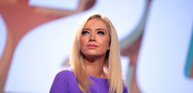 PHOTO Kayleigh McEnany With Too Much Makeup On