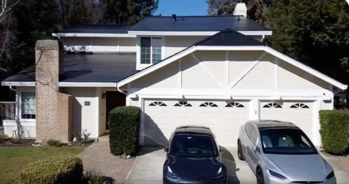 PHOTO What Tesla Solar Roofs Look Like On A House