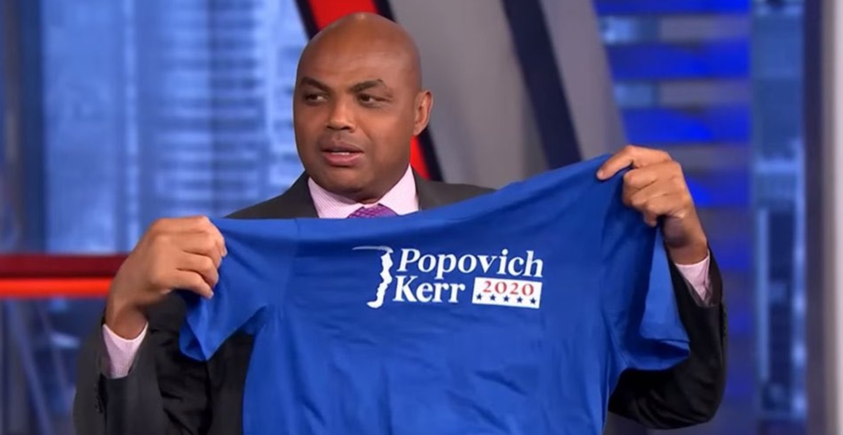 PHOTO Charles Barkley Holding Gregg Popovich Steve Kerr 2020 For President T-Shirt