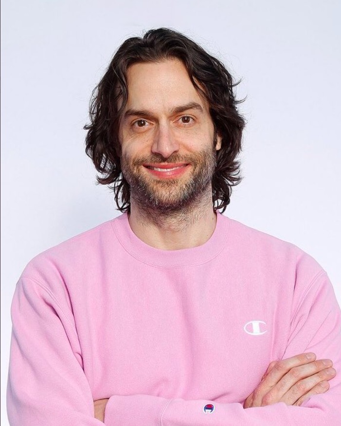 PHOTO Chris D'Elia Looks Like A Predator Wearing A Pink Sweater