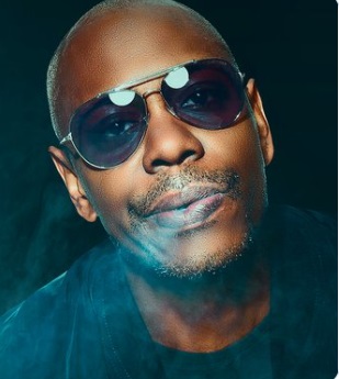 PHOTO Dave Chapelle Smoking