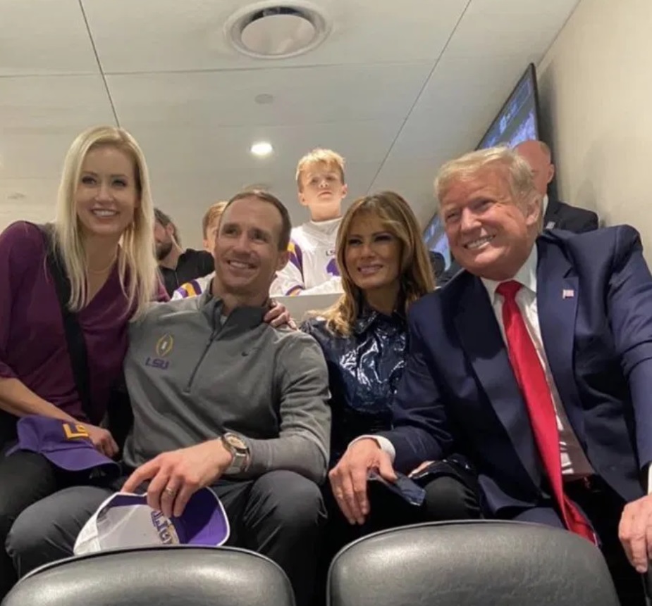 PHOTO Drew Brees And His Wife Take Selfie With Donald And Melania Trump