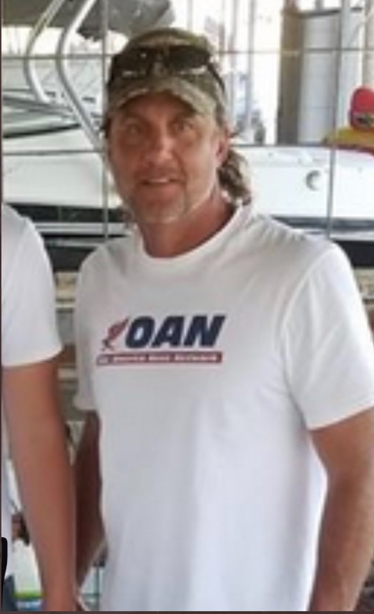 PHOTO Mike Gundy Wearing An OAN Shirt