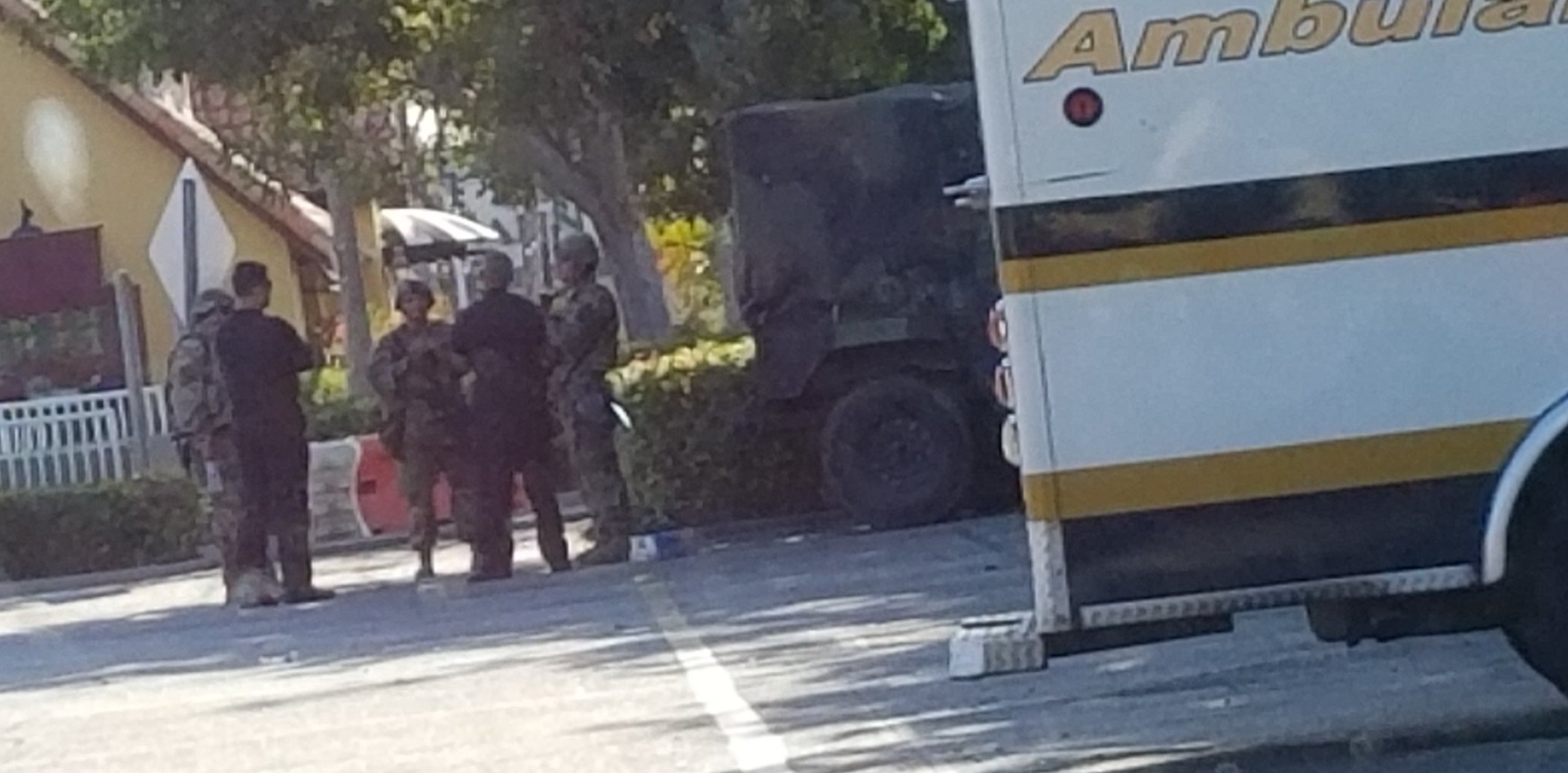 PHOTO National Guard Protecting Target In Lakewood California