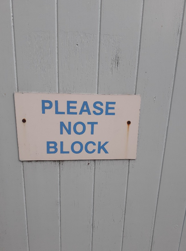 PHOTO Please Not Block Sign Spotted In Ripon California