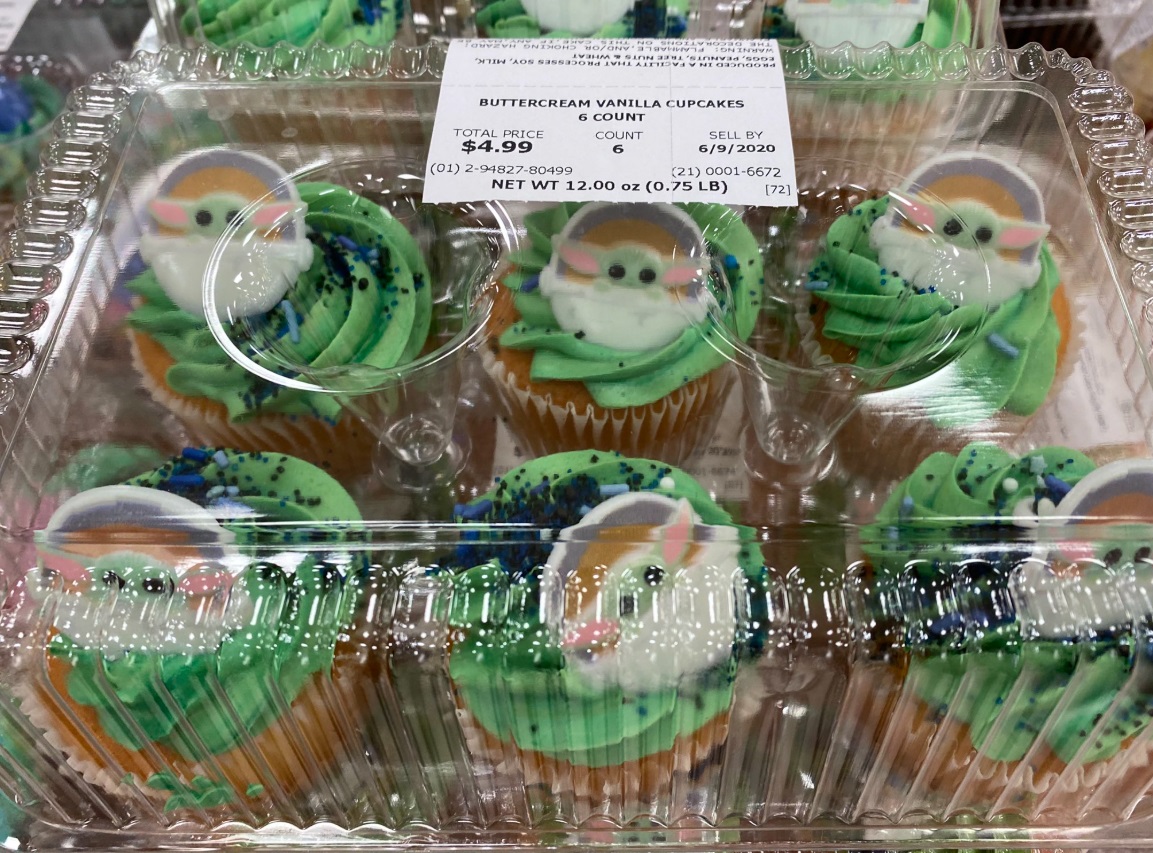 PHOTO Publix Selling Baby Yoda Cupcakes