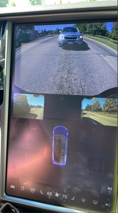 PHOTO The Tesla Side Cameras Don't Look Very Clear And Hardly Look Anywhere Close To HD