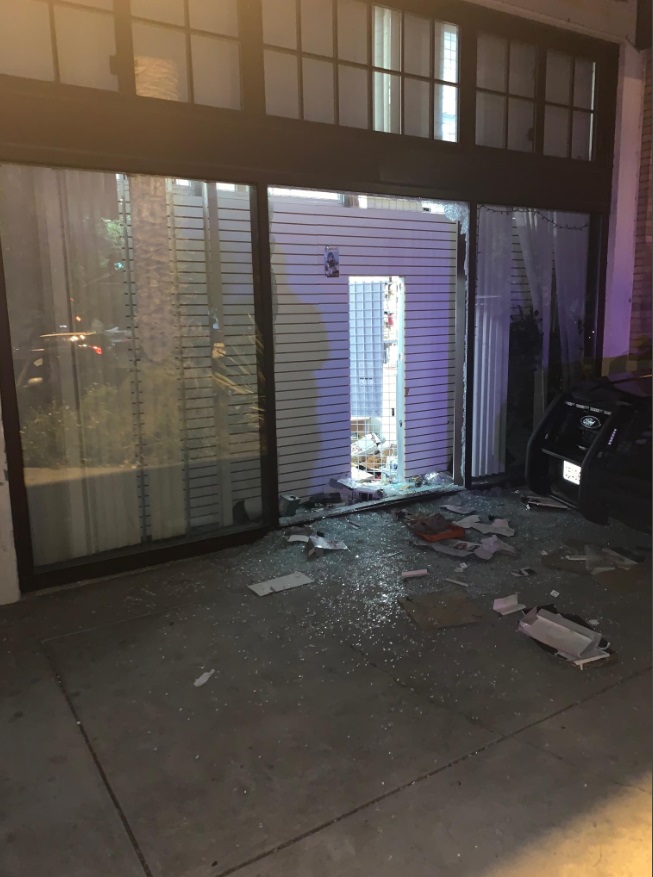 PHOTO Wig Shop Broken Into During Protests And Looted At Durant Square In Oakland