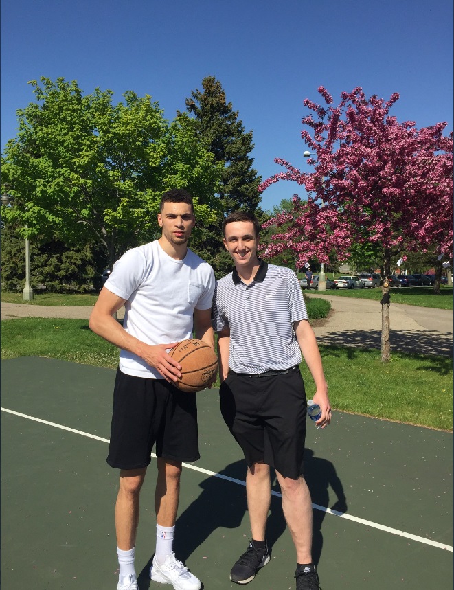 PHOTO Zach LaVine Shooting And Working Out At Park In Boston