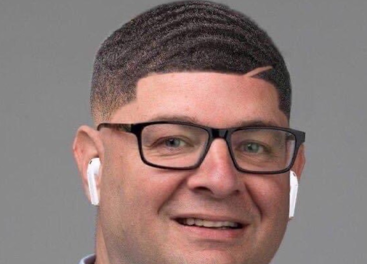 PHOTO Adrian Wojnarowski With Zion Williamson's Fade Haircut