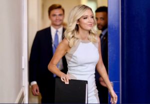 PHOTO Kayleigh McEnany's Hand Is Barely Big Enough To Hold The Press ...