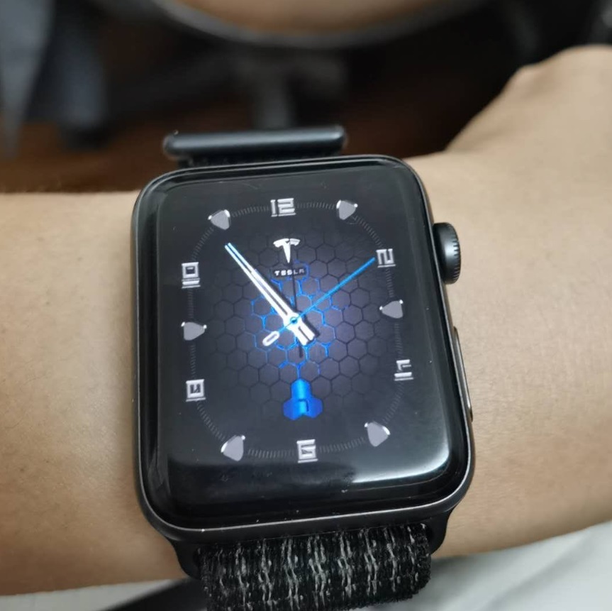 PHOTO What Tesla Mode Looks Like On Apple Watch