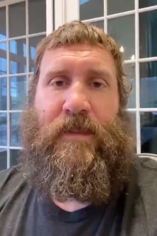 PHOTO Big Ben Grew Out Huge Beard That Makes Him Look Like He Goes Hunting Everyday