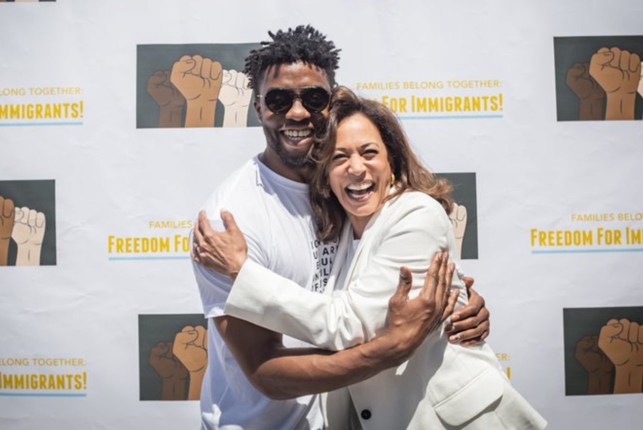 PHOTO Chadwick Boseman Hugging Kamala Harris