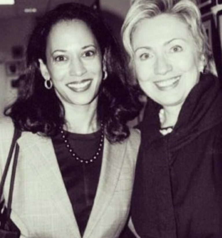 Photo Kamala Harris First Meeting Hillary Clinton