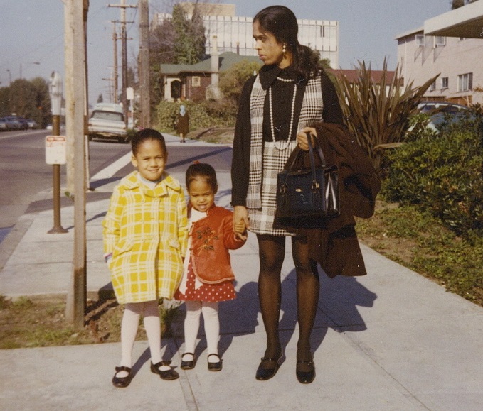 PHOTO Kamala Harris' Mother Walking Her To School In Oakland