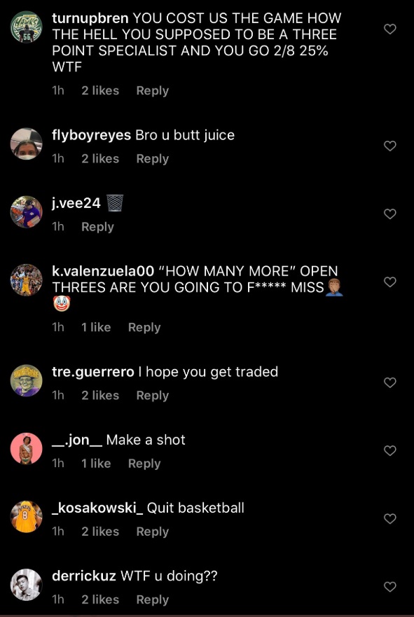 PHOTO Lakers Fans Are Very Unhappy With Danny Green