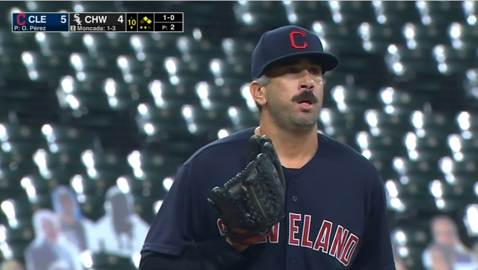 PHOTO Ollie Perez' Huge Mustache