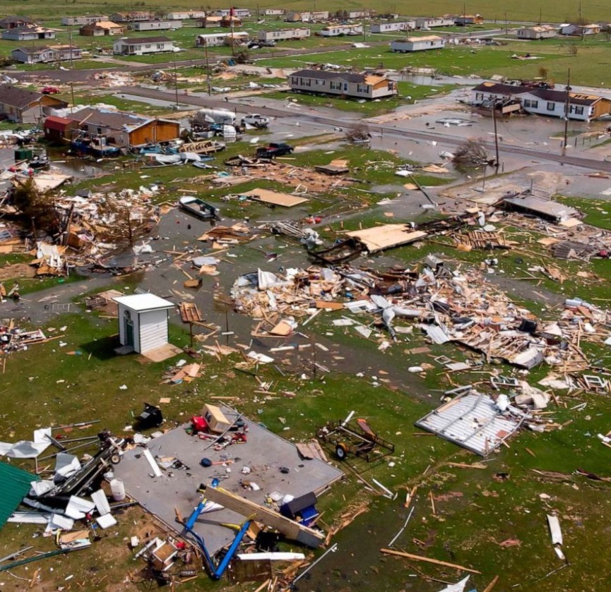 PHOTO One Story Houses Reduced To Rubble In Lake Charles