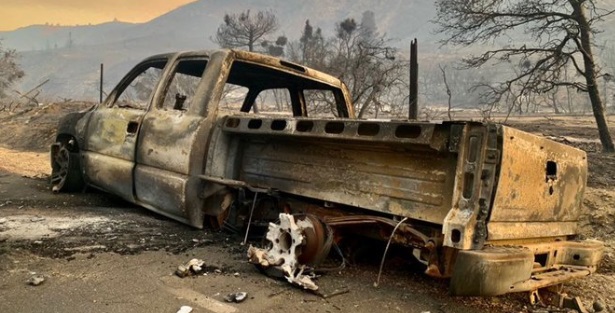 PHOTO Truck Burned Beyond Recognition From Lake Hughes Fire