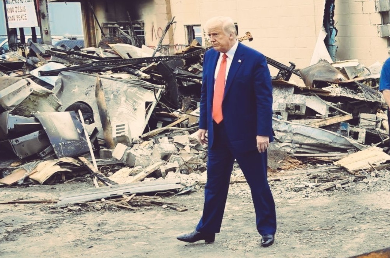 PHOTO Donald Trump Walking Through Wreckage In Lake Charles