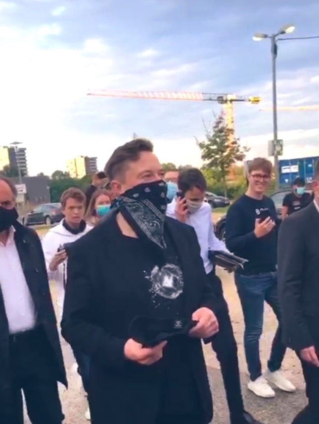 PHOTO Elon Musk Wearing Texas Bandana Visiting Tesla In Germany
