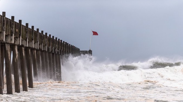 PHOTO Rough Waves In Pensacola Beach FL Due To Hurricane Sally