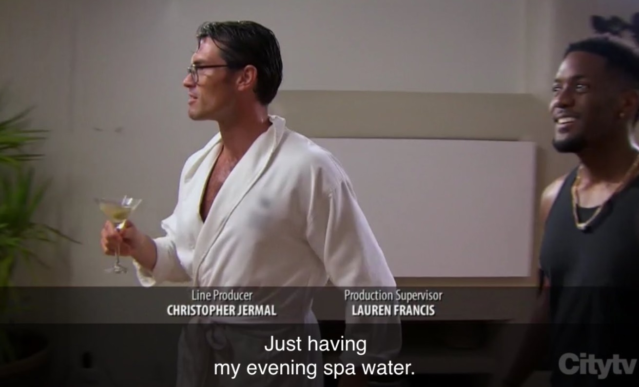 PHOTO Bennett On The Bachelorette Drinking Green Spa Water