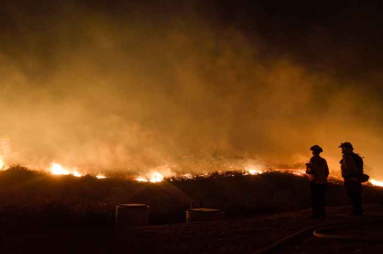 PHOTO Blue Ridge Fire Flames Going Down In Chino Hills Thanks To Firefighters