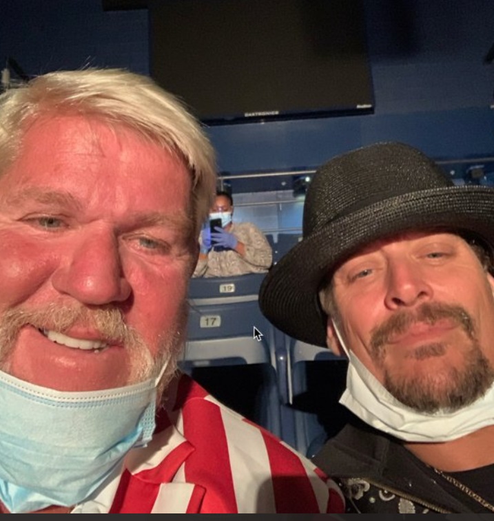 PHOTO Kid Rock And John Daly At Final Debate Between Trump And Biden