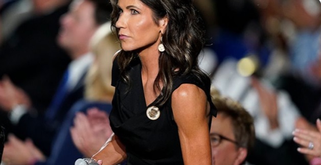 PHOTO Kristi Noem's Biceps Are Ripped